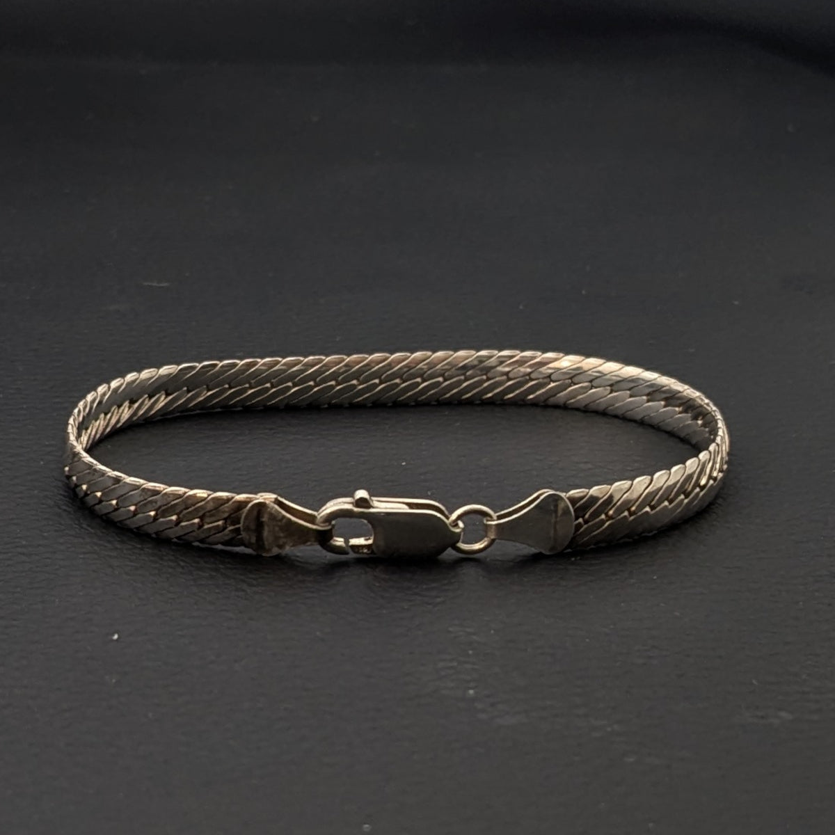 ヴィンテージ イタリアンシルバー925  ヘリンボーンチェーン ブレスレット10g