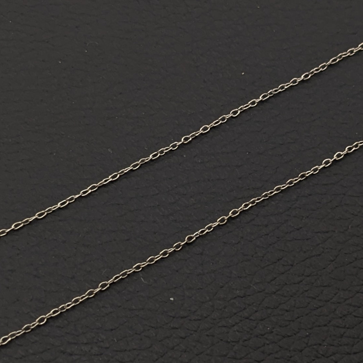 ヴィンテージ イタリアンシルバー925 ケーブルチェーン ネックレス 0.9g