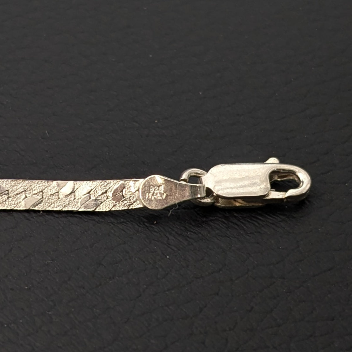 ヴィンテージ イタリアンシルバー925 ヘリンボーンチェーン ブレスレット3.4g