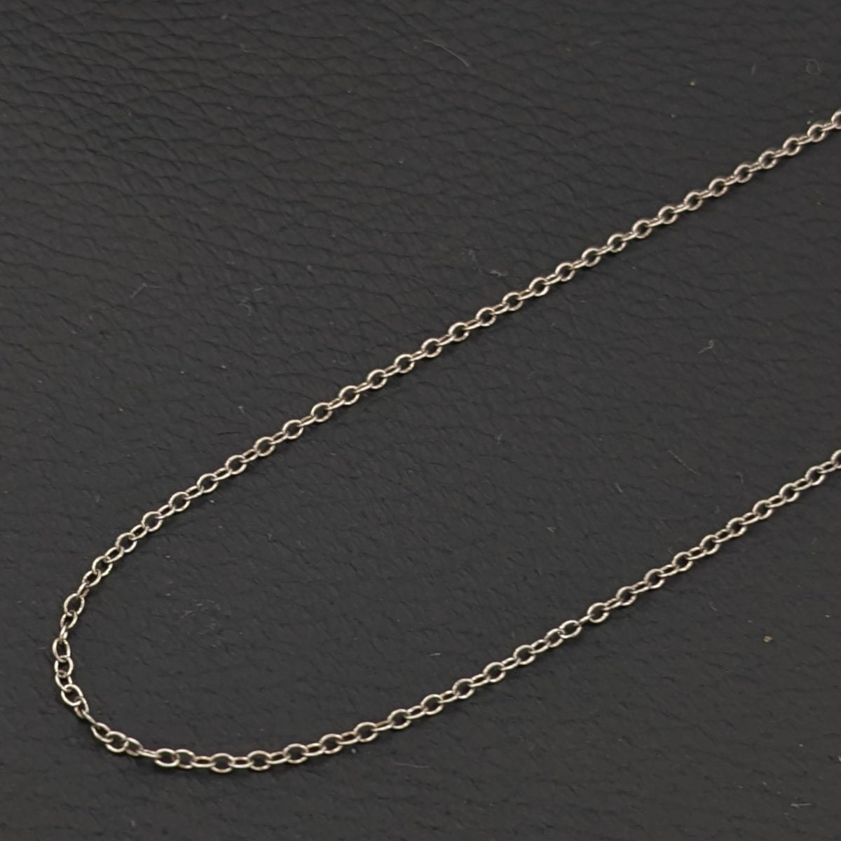 ヴィンテージ シルバー925 ネックレス ヴィンテージ シルバー925 ケーブルチェーン ネックレス0.8g – defsilver