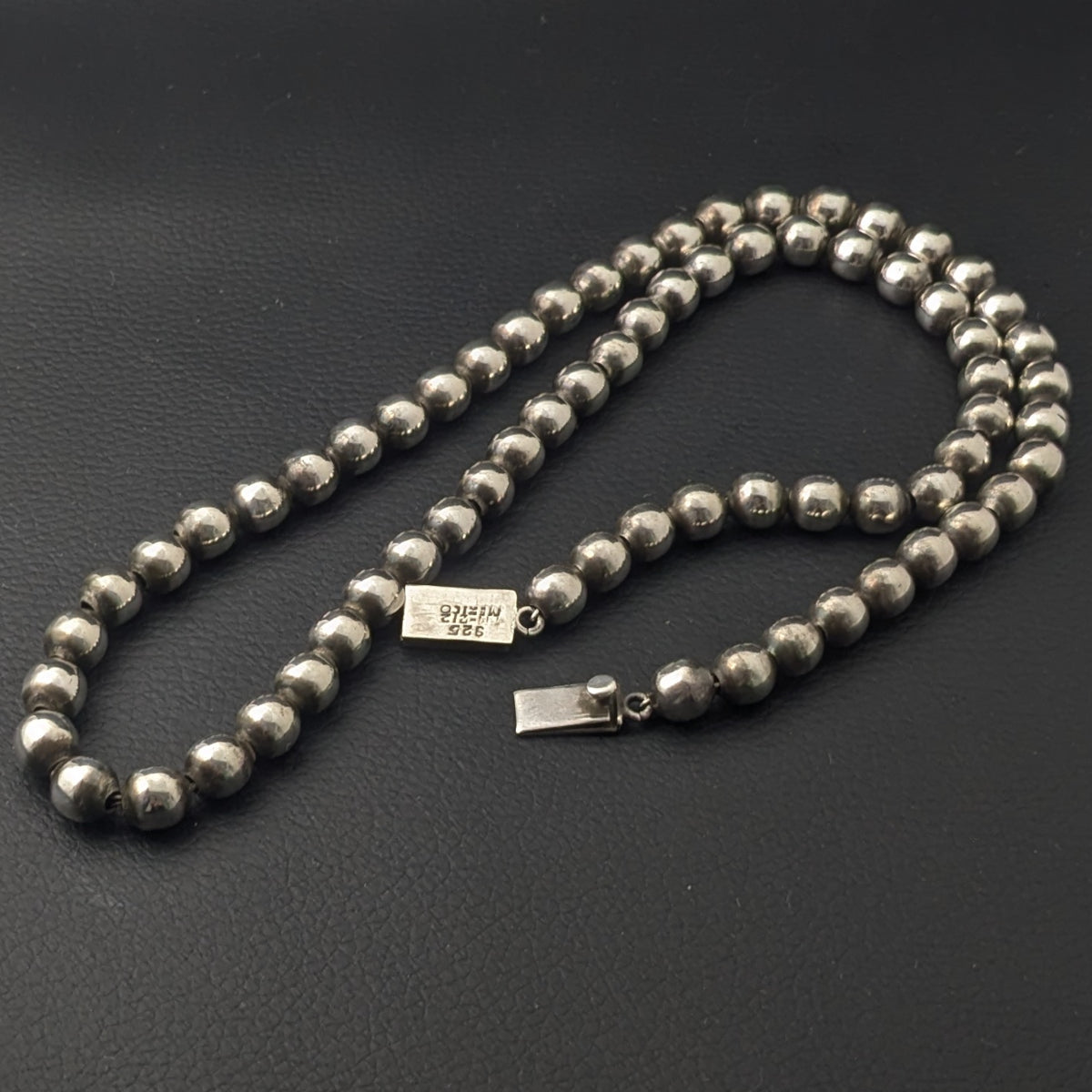ヴィンテージ メキシカンンシルバー925 ビーズ ロングネックレス 64.5g ヴィンテージ メキシカンンシルバー925 ビーズ ロングネックレス 64.5g